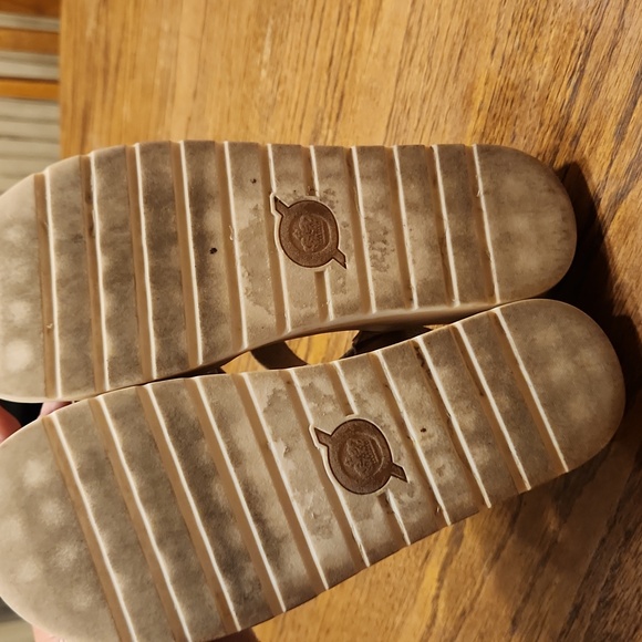 Born Pewter Metallic Platform Sandals Size 9 - Picture 6 of 8